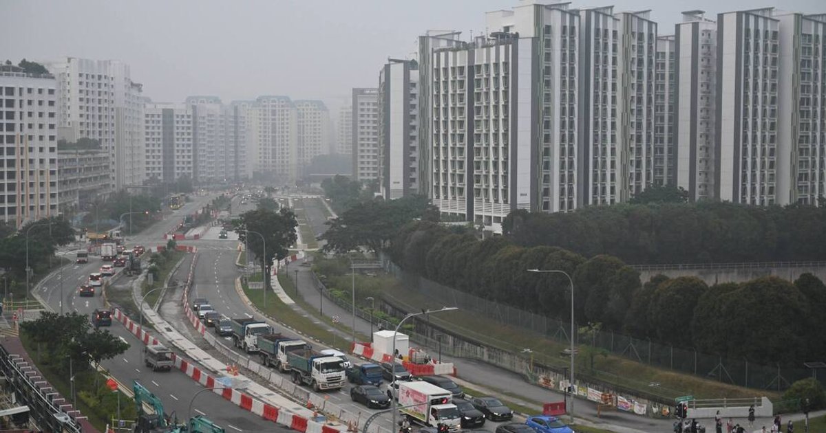 Singapore enters 12th day of unhealthy air quality, longest stretch since 2015