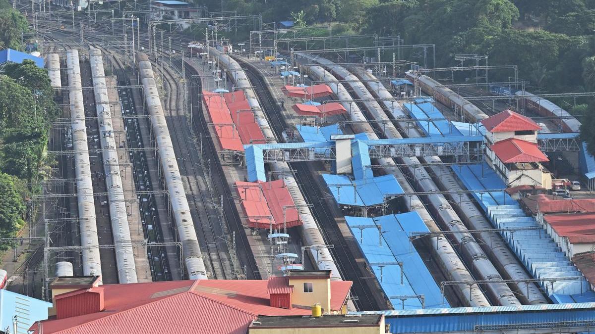 Kerala to escalate railway division row with Centre, cites economic impact