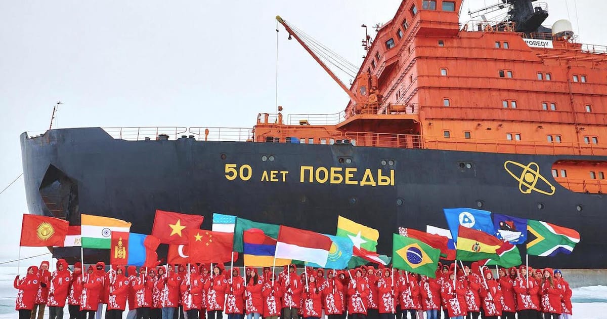 Students Experience Arctic Science Aboard Nuclear Icebreaker