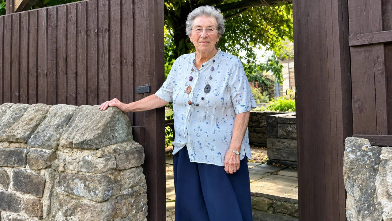 UK Council Penalized for Denying Elderly Resident Garden Access