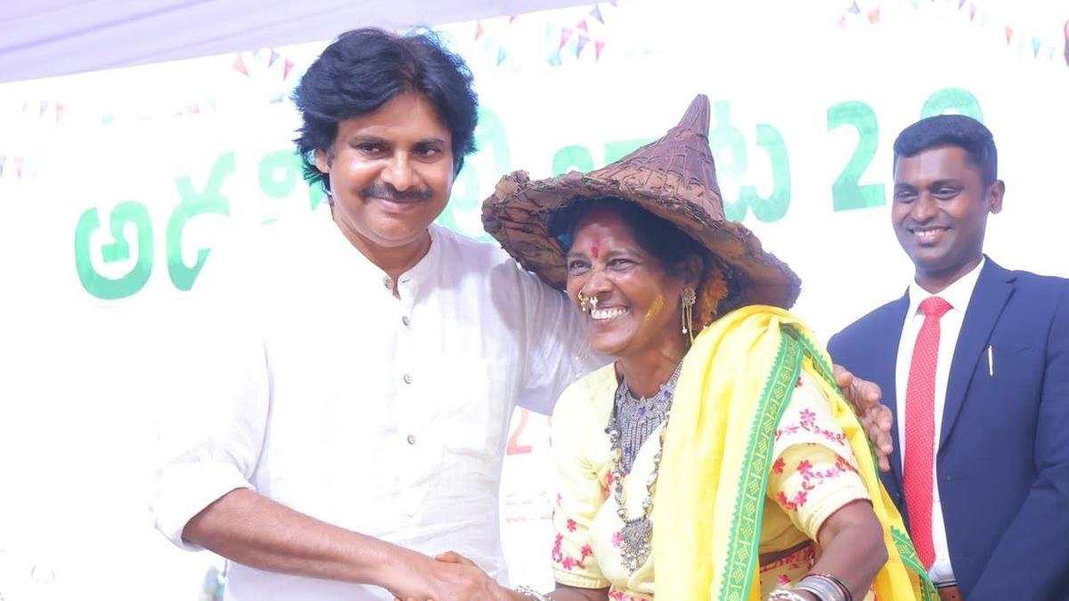 Pawan Kalyan urges tribal workers to back NDA in local polls