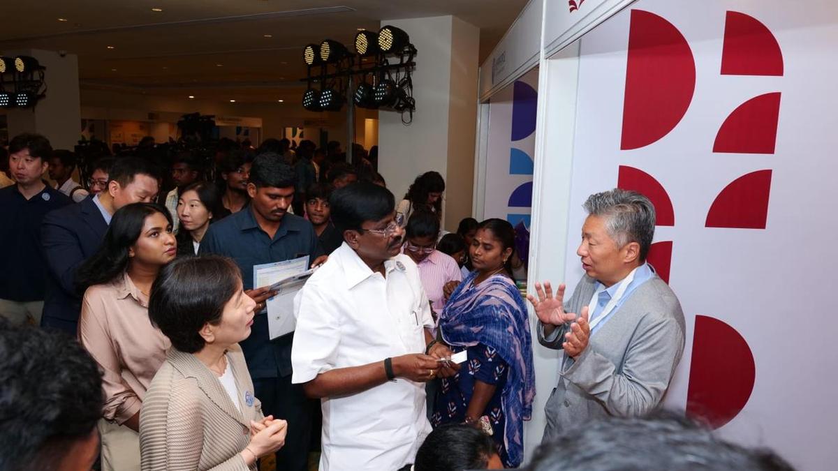 Korean Universities Showcase Education Opportunities at New Delhi Fair