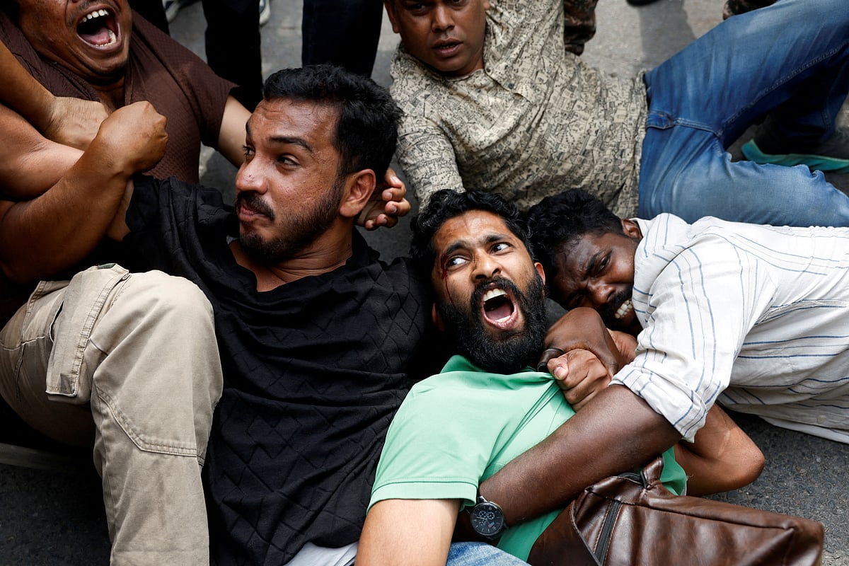 Delhi metro halts services as authorities brace for fresh protests