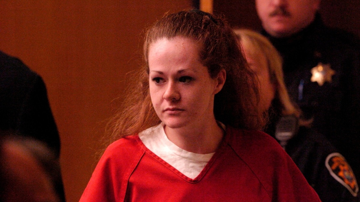 Woman Survives Double Lethal Injection, Regains Consciousness Week Later