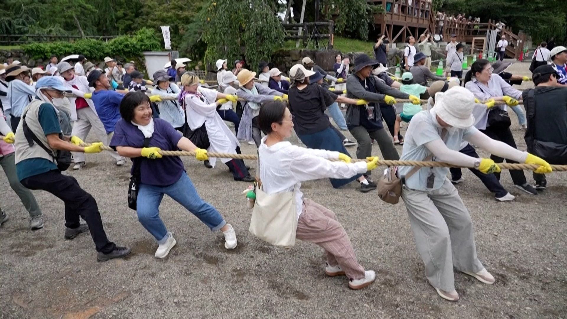 Japanese volunteers unite to restore historic castle to original location