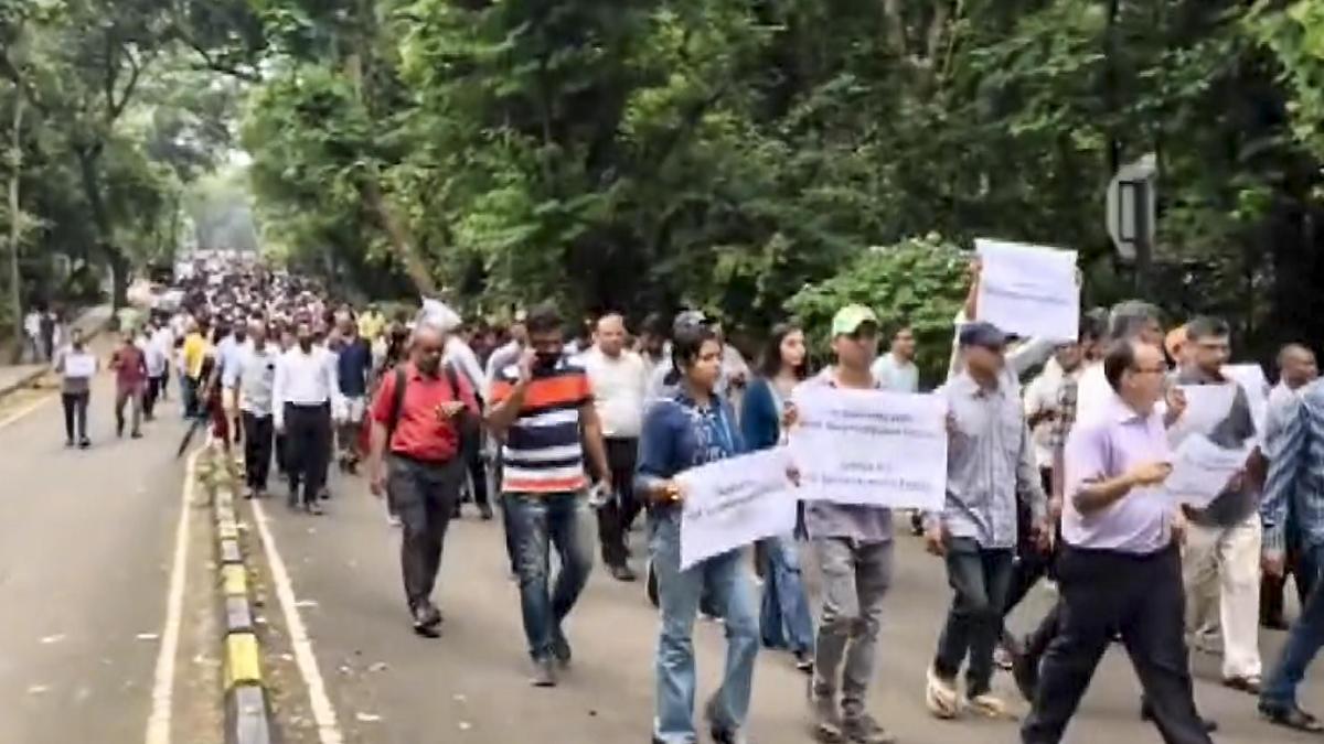 IIT-Bombay professor questioned in student death probe