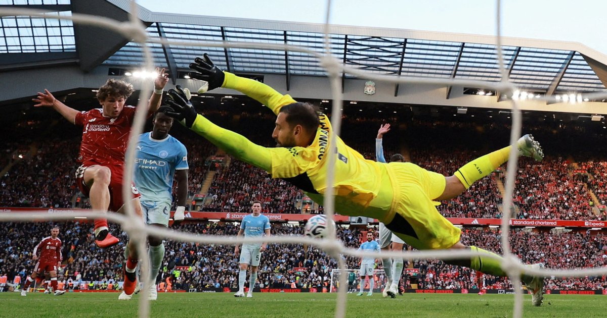 Ten arrested after crowd trouble mars Manchester City's Liverpool victory