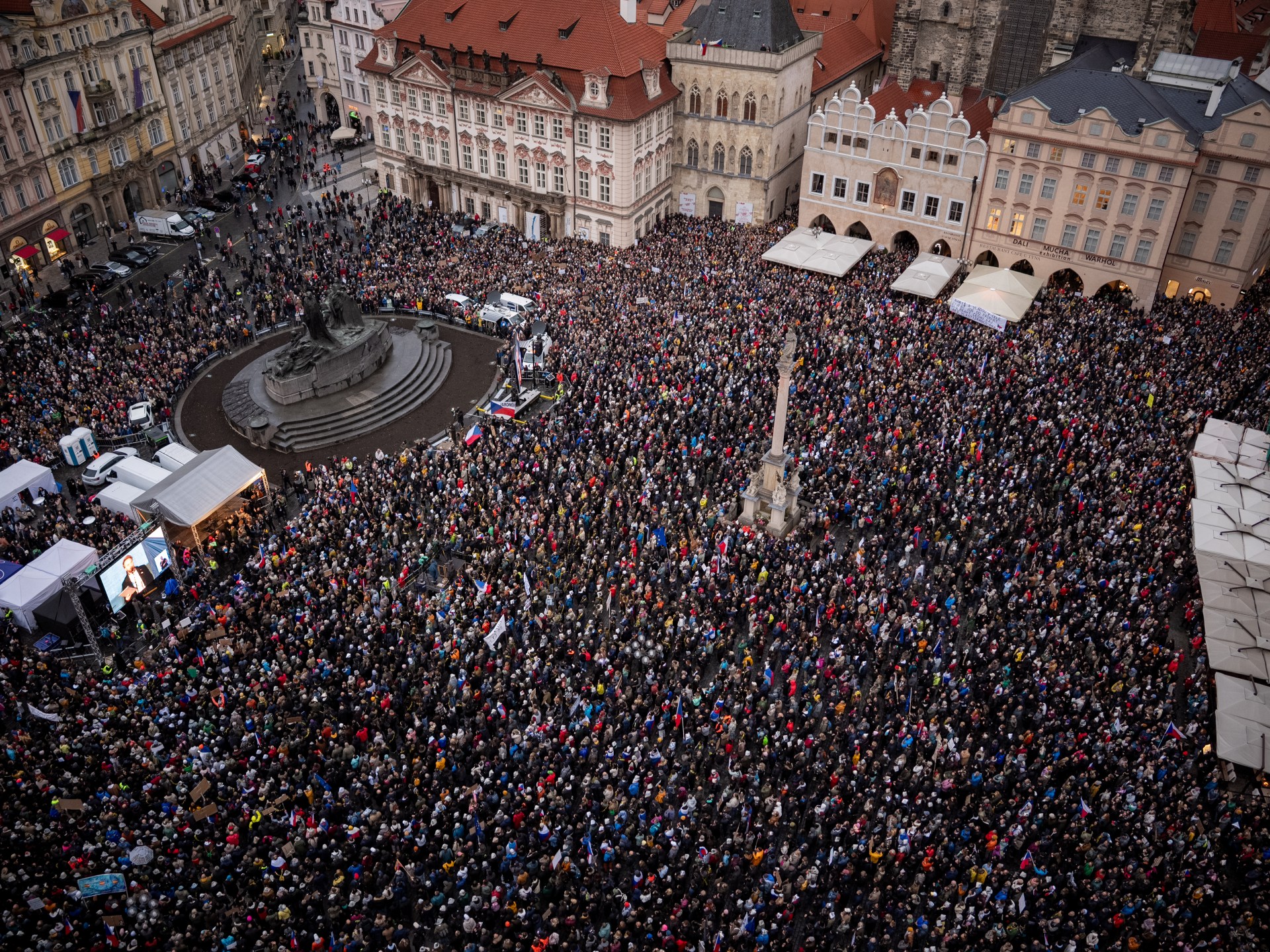Prague rallies against media funding overhaul amid press freedom concerns