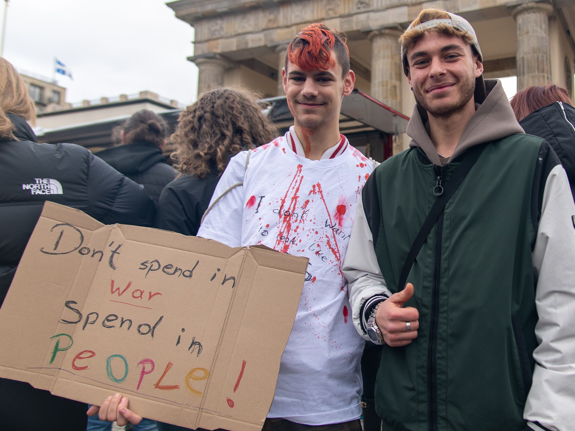 German youth mobilize against cost-of-living crisis amid defense spending