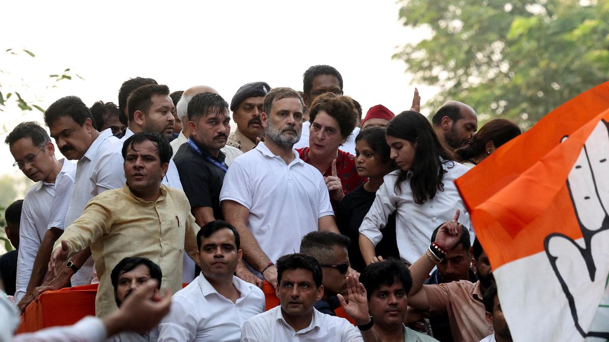 सुप्रीम कोर्ट 15 अक्टूबर को राहुल गांधी और विपक्षी नेताओं की याचिका सुनेगा