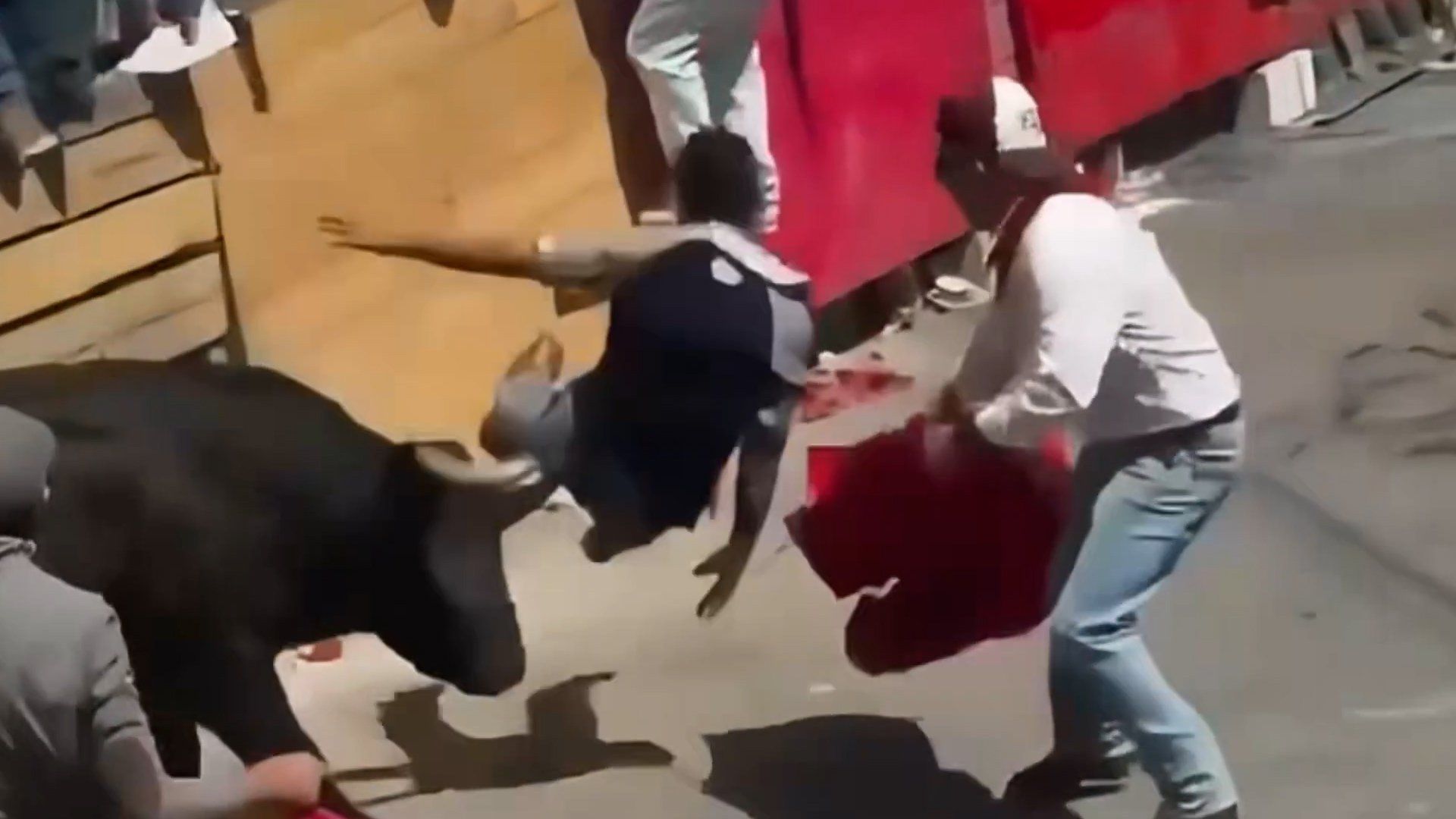 Man dies at Mexico's largest annual bullfighting festival