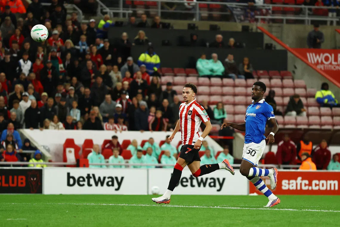 Sunderland advances in League Cup with victory over Hull City