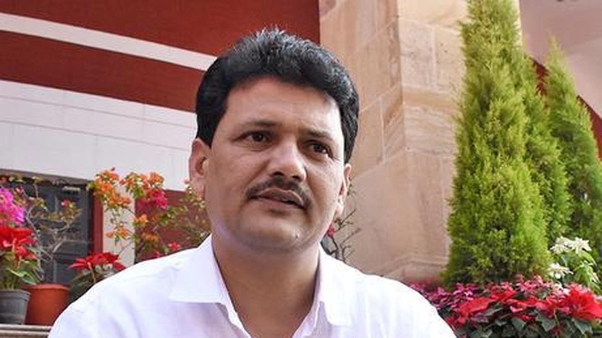 Maharashtra declares snakebite deaths a notifiable disease after tribal school tragedy