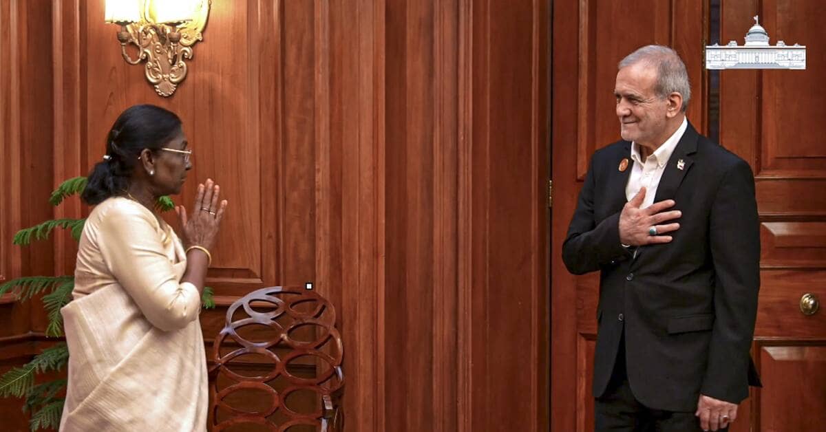 India Urges Dialogue to Resolve West Asia Conflicts, Murmu Tells Iranian President