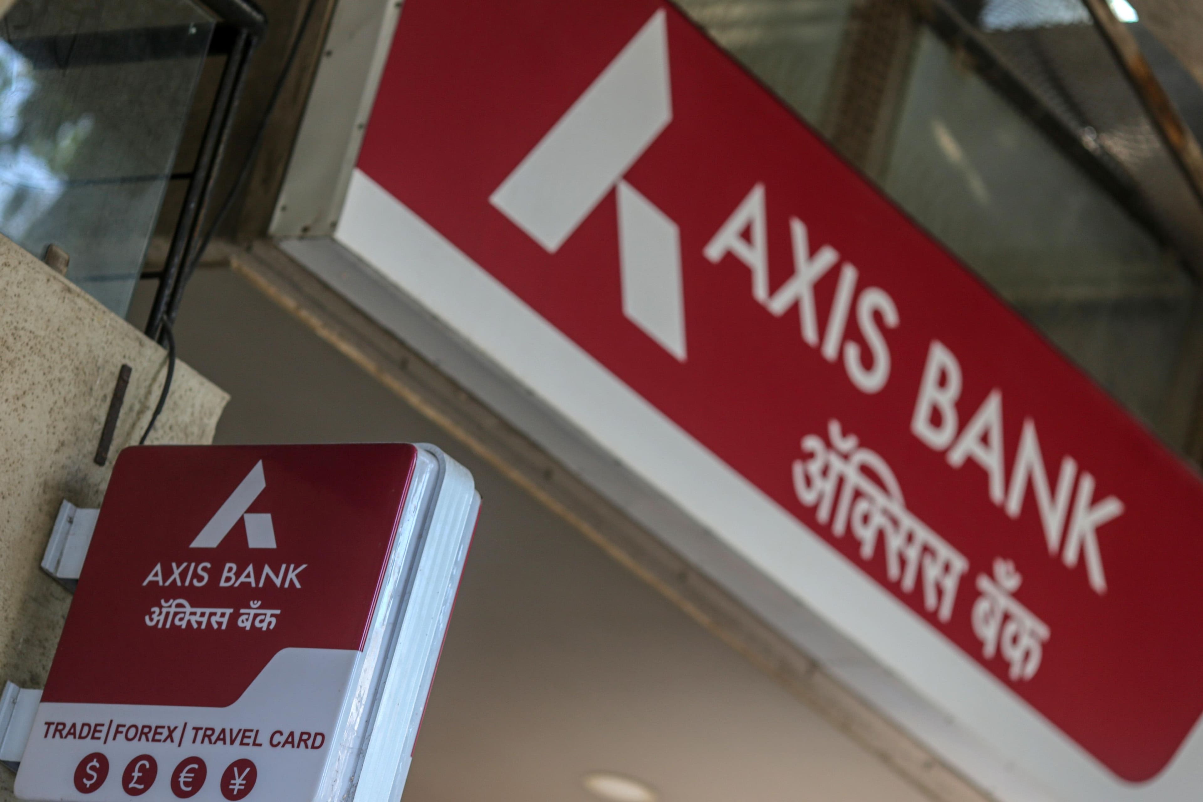 Axis Bank, Visa launch festive shopping campaign with up to 20% discounts
