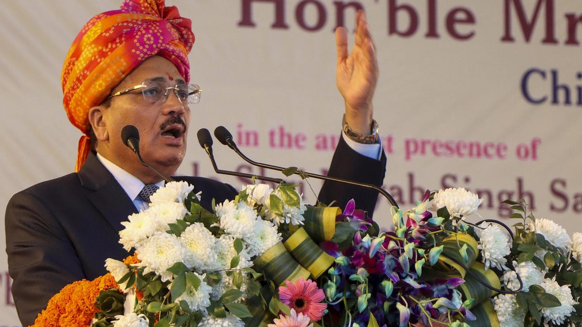 CJI urges High Courts to consider female Supreme Court advocates for bench