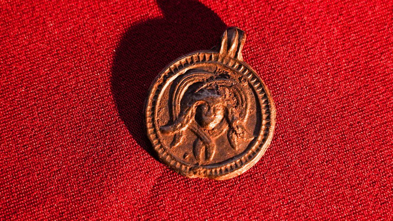 11th-Century Russian Pendant Merges Christian, Pagan Imagery