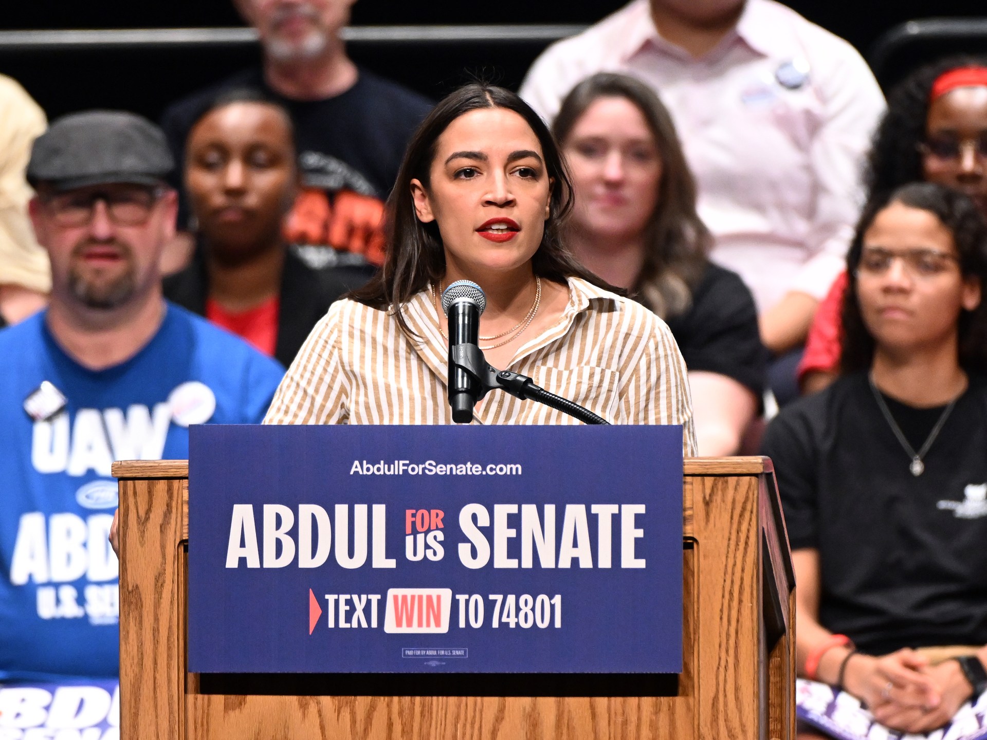 US Progressive Icon Backs Michigan Candidate with $1 Million Transfer