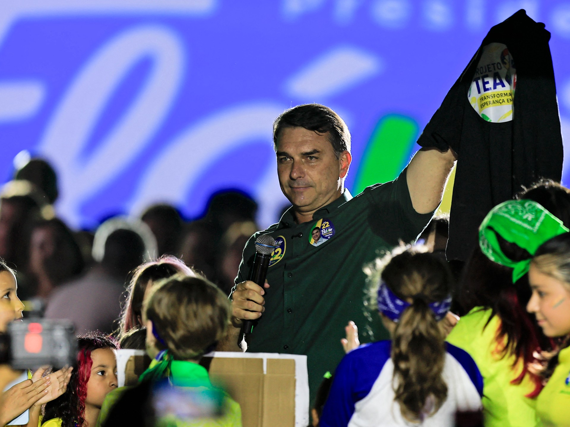 Bolsonaro conditions personal records release on Lula's compliance