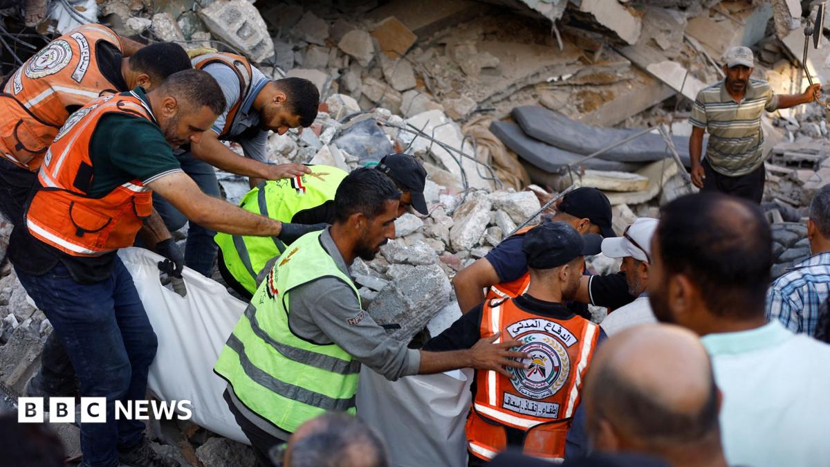 Gaza building collapse kills 21, including eight children
