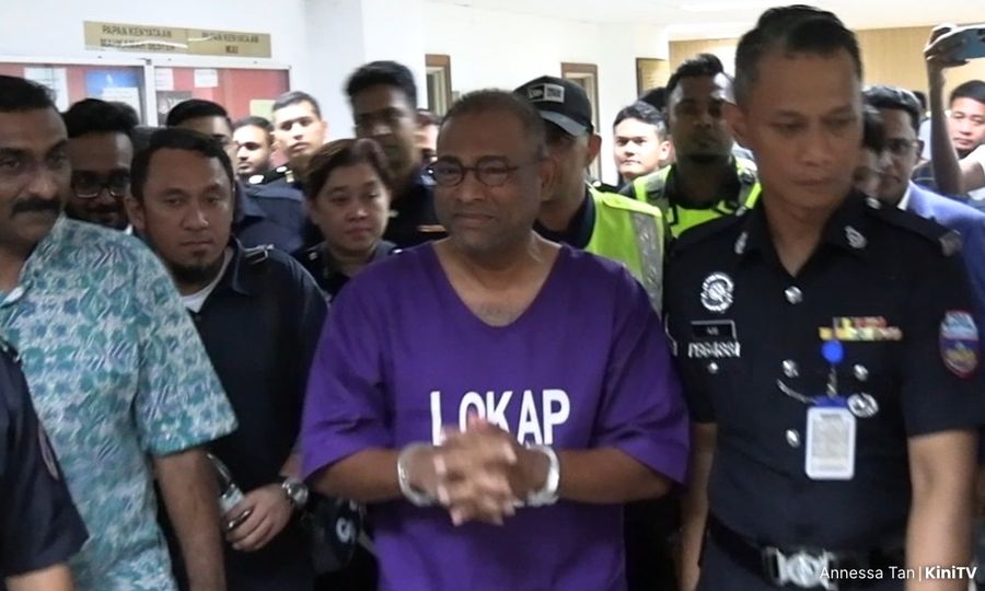 SPRM: Azeez Pilih Pakaian Ungu dan Belenggu Sendiri