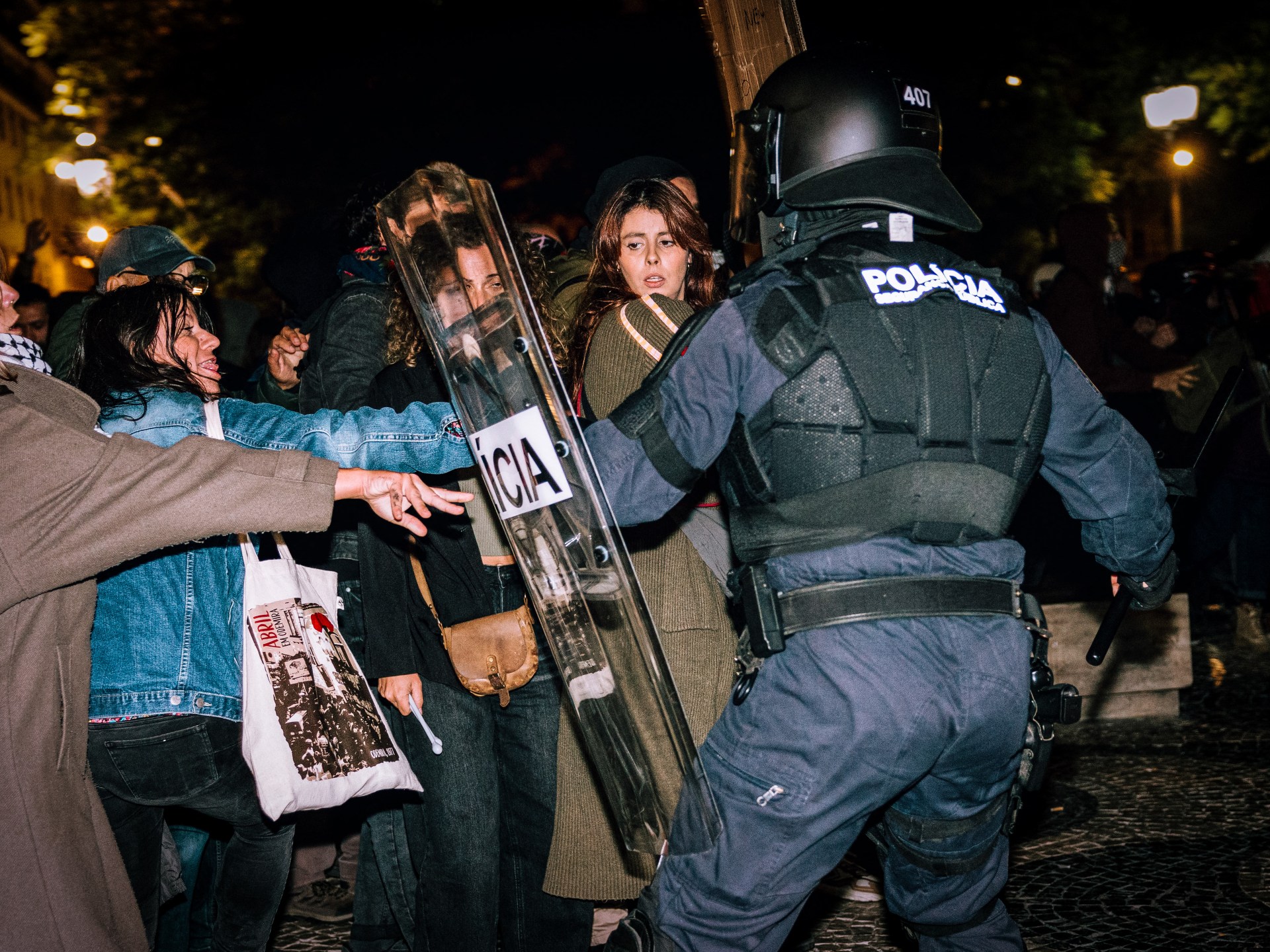 Portuguese police disband Lisbon housing protest camp, detain 25