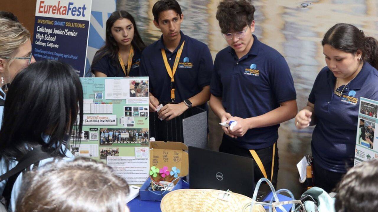 US Students Design Cooling Device for Frontline Workers