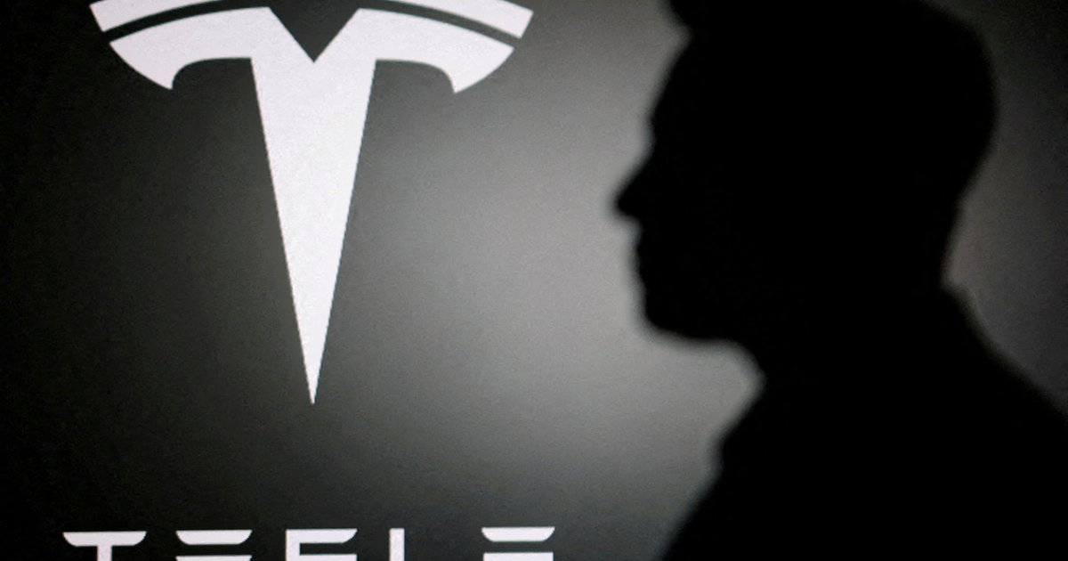 Tesla tightens purse strings amid AI push, SpaceX speculation
