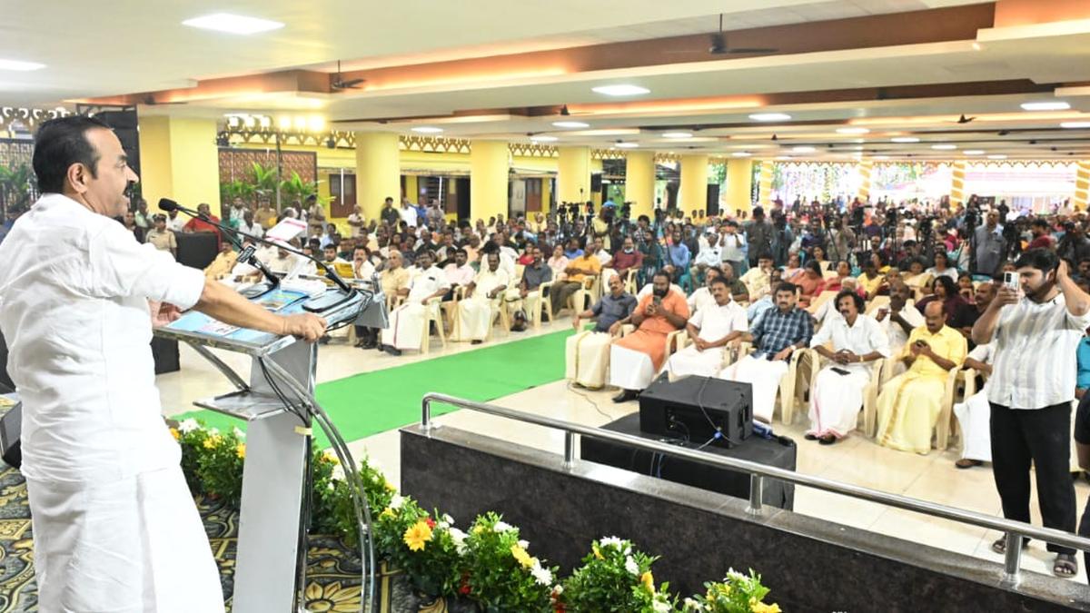 Kerala CM pushes for global spread of Sree Narayana Guru's philosophy