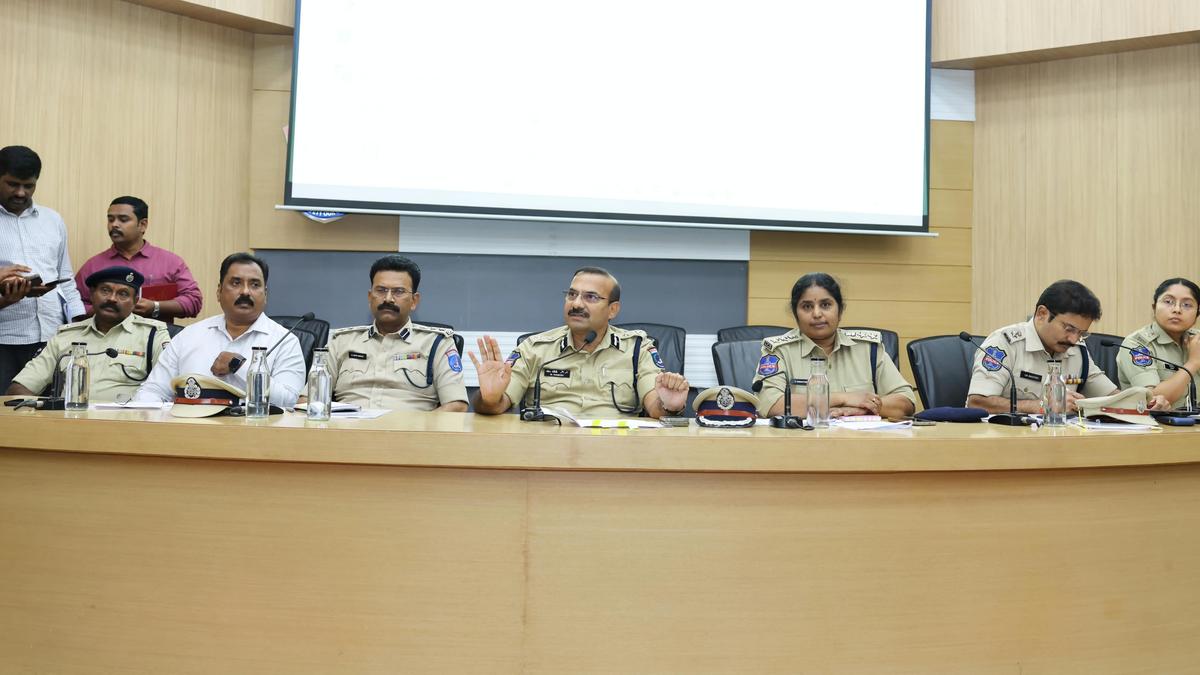 राजनीतिक रिश्ते का बहाना नहीं चलेगा: साइबराबाद पुलिस