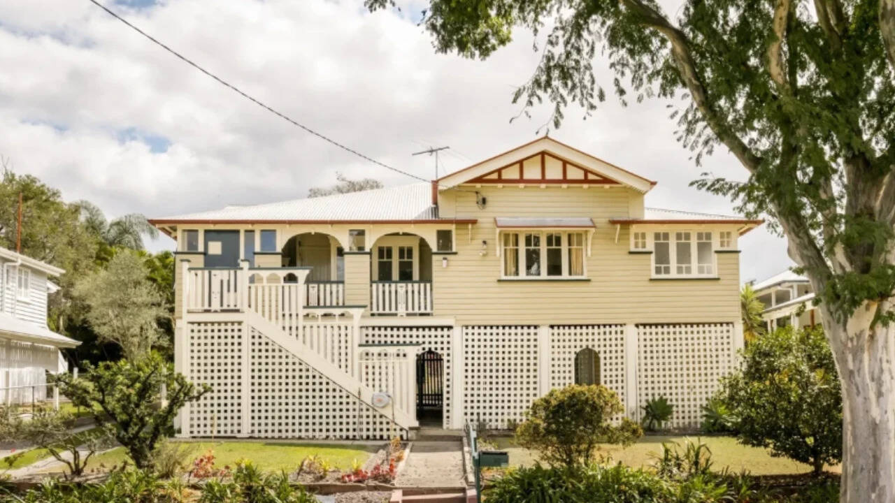 Brisbane woman, 98, ends family's 105-year ownership of ancestral home