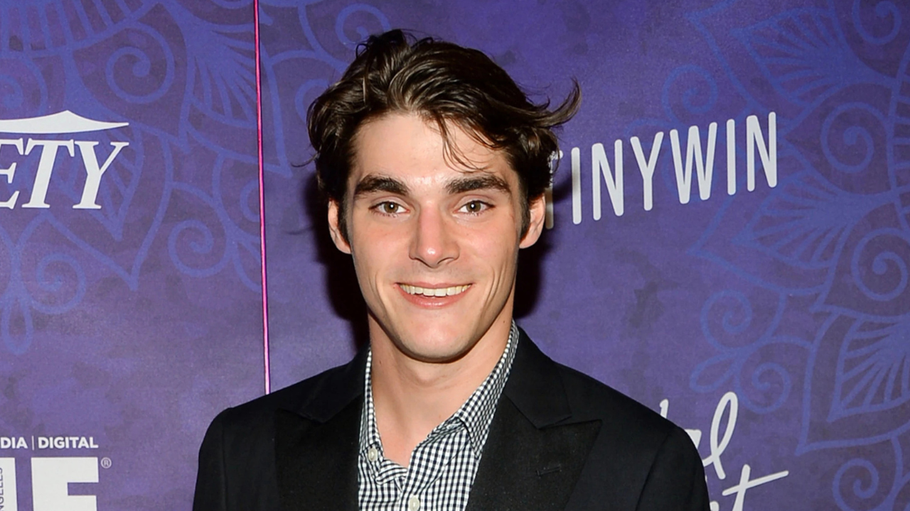 Breaking Bad actor RJ Mitte championed disability advocacy through family foundation