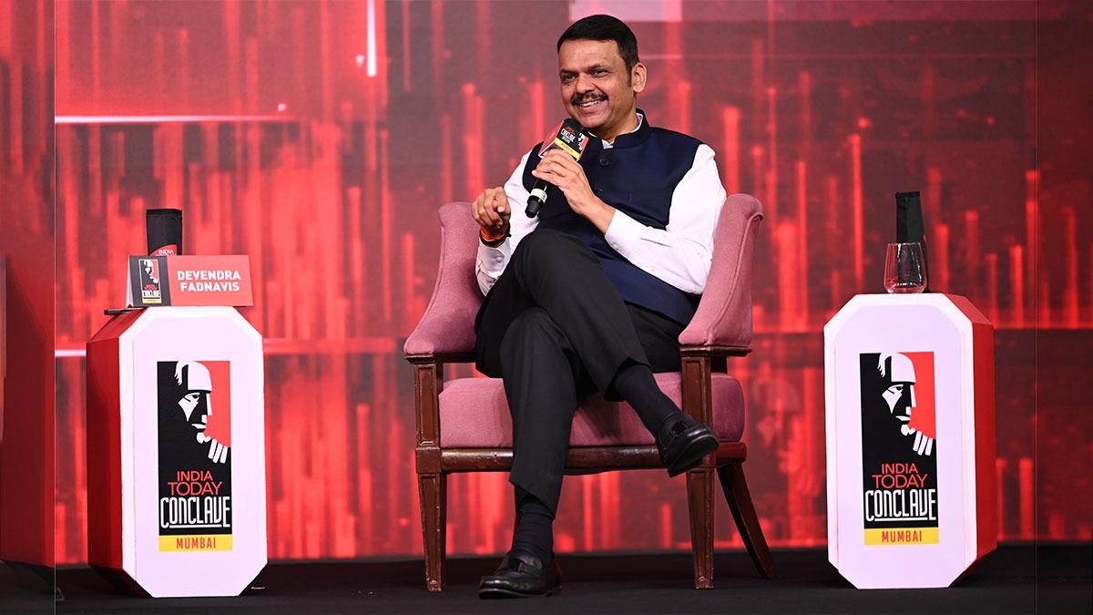 Fadnavis Labels Protests Against Kumar As Descent Into Anarchy