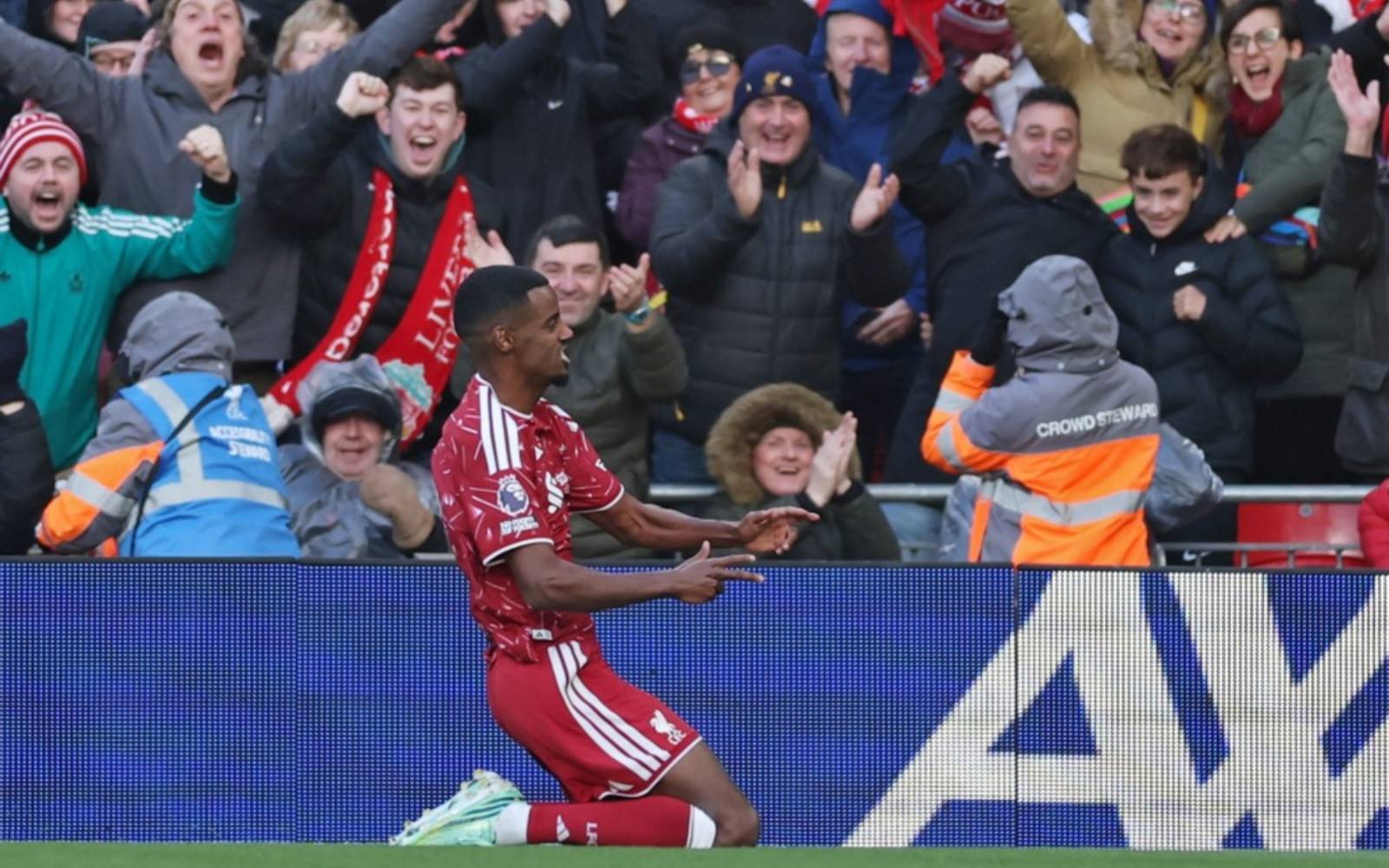 Isak Kembali Menunjukkan Performa Terbaik di Liverpool, Kata Iraola