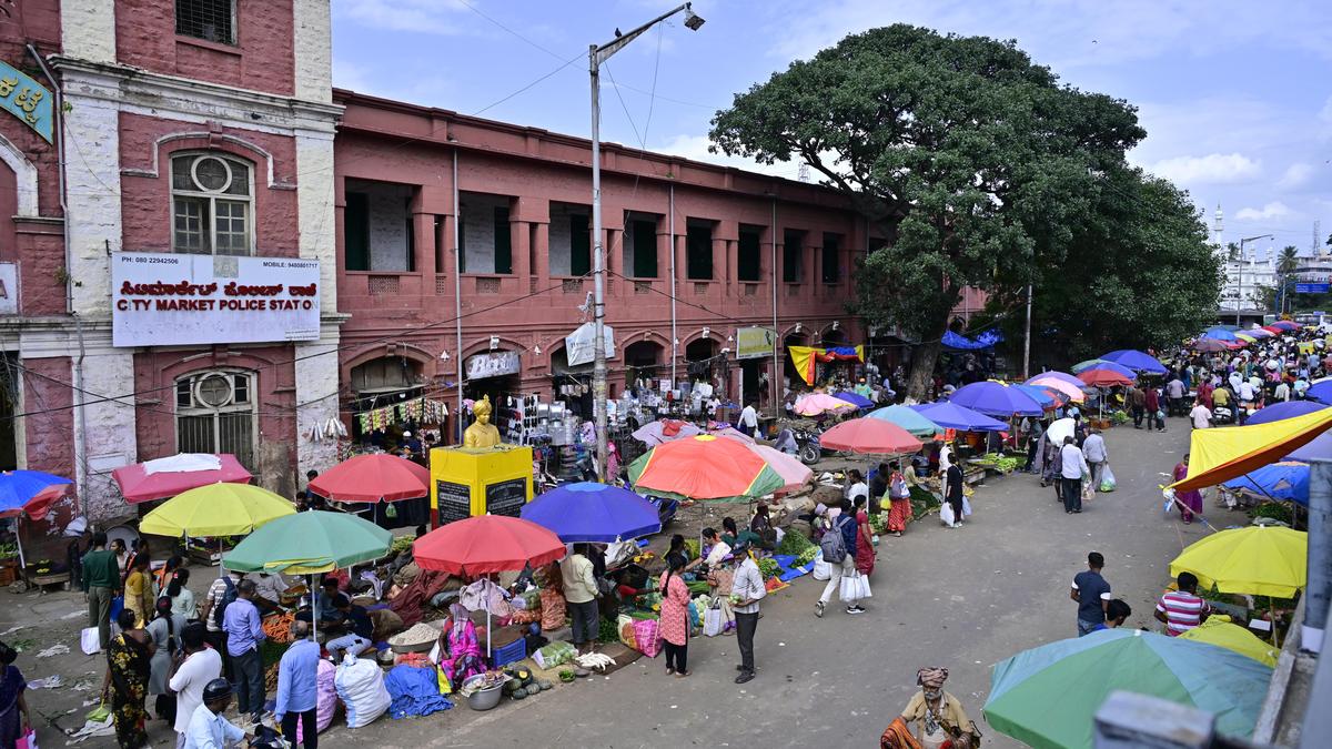 K.R. Market Parking Redesign Eases Traffic but Squeezes Vendor Revenue