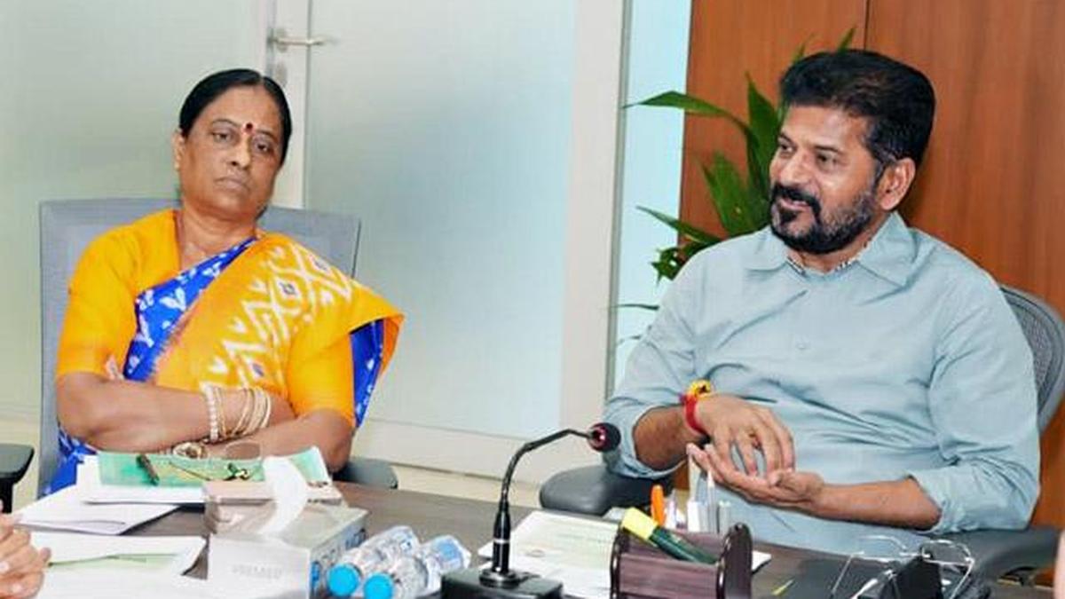 Telangana CM seeks removal of cabinet minister Konda Surekha