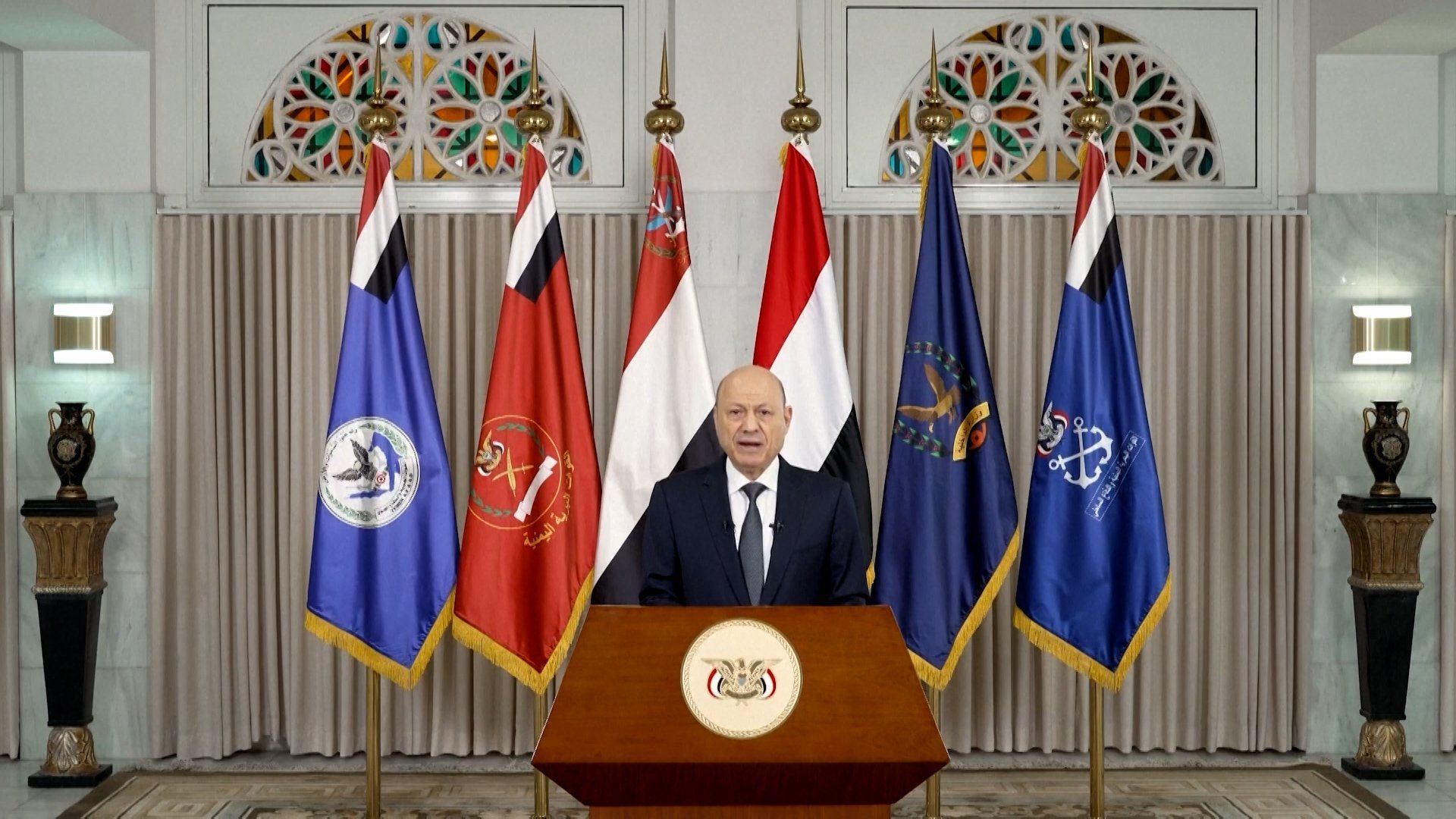 Yemen government extends amnesty offer to Houthi defectors