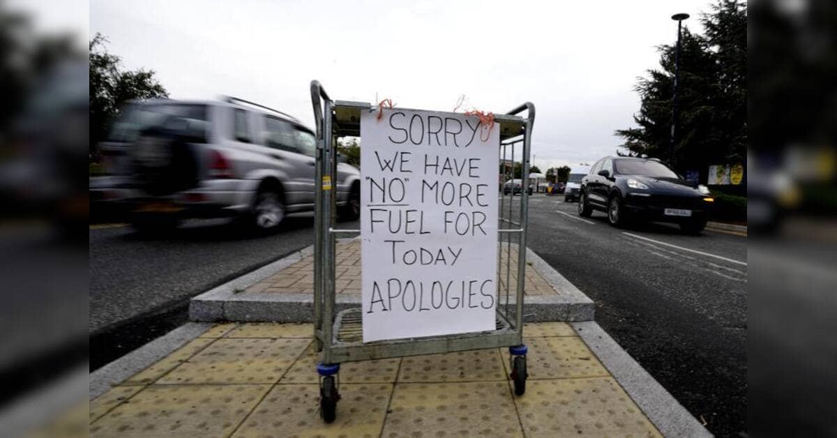 US Gasoline Reserves Fall to 12-Year Low Amid Global Oil Crunch