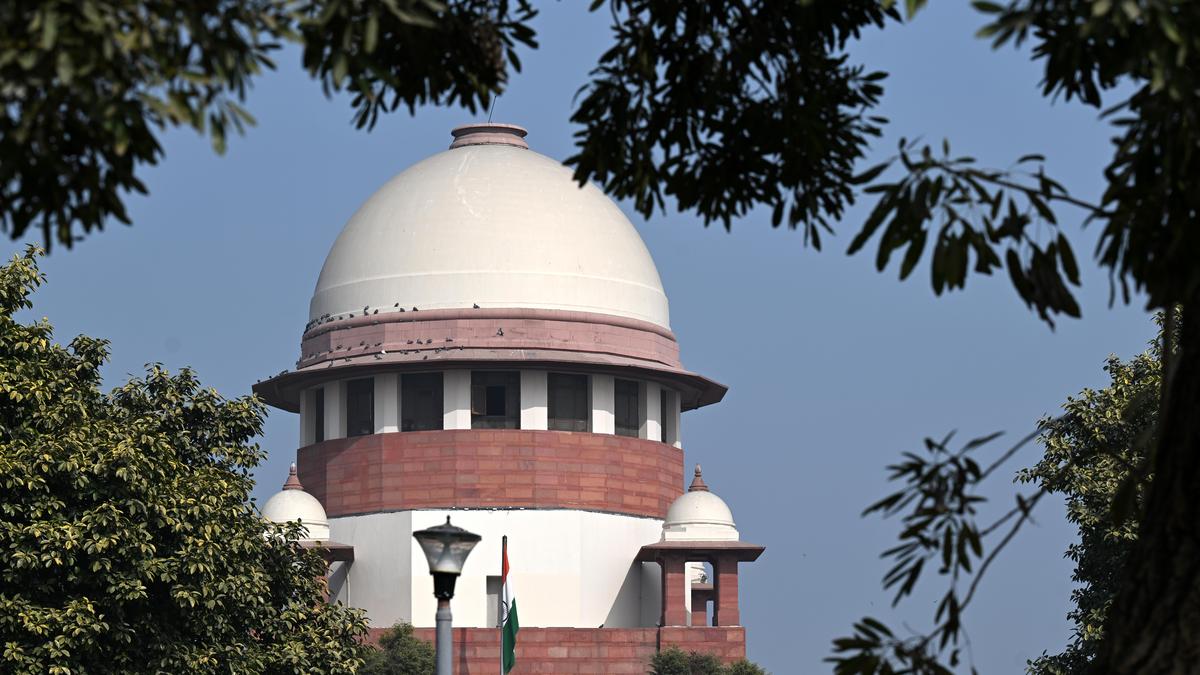 Supreme Court seeks response from School Education Secretary on contempt charge
