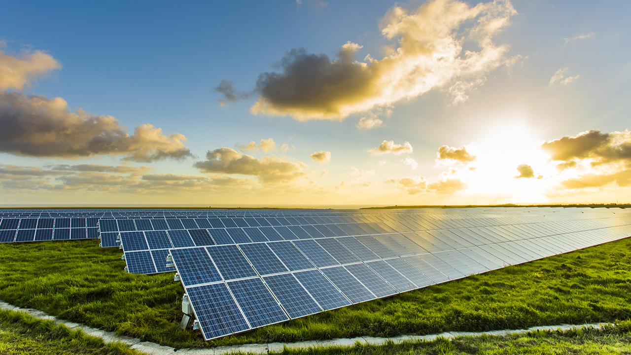 Community investors in Australia build 1.4MW solar farm with battery storage