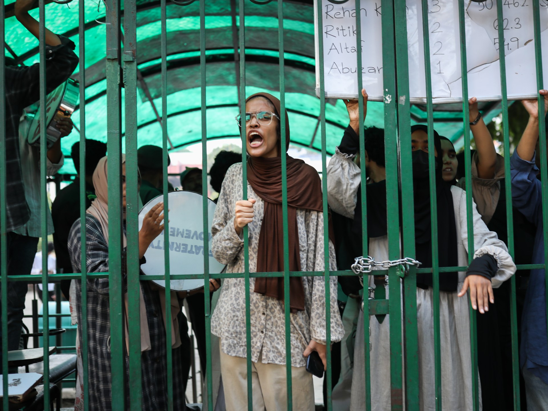 Students at Delhi university protest two decades without union elections