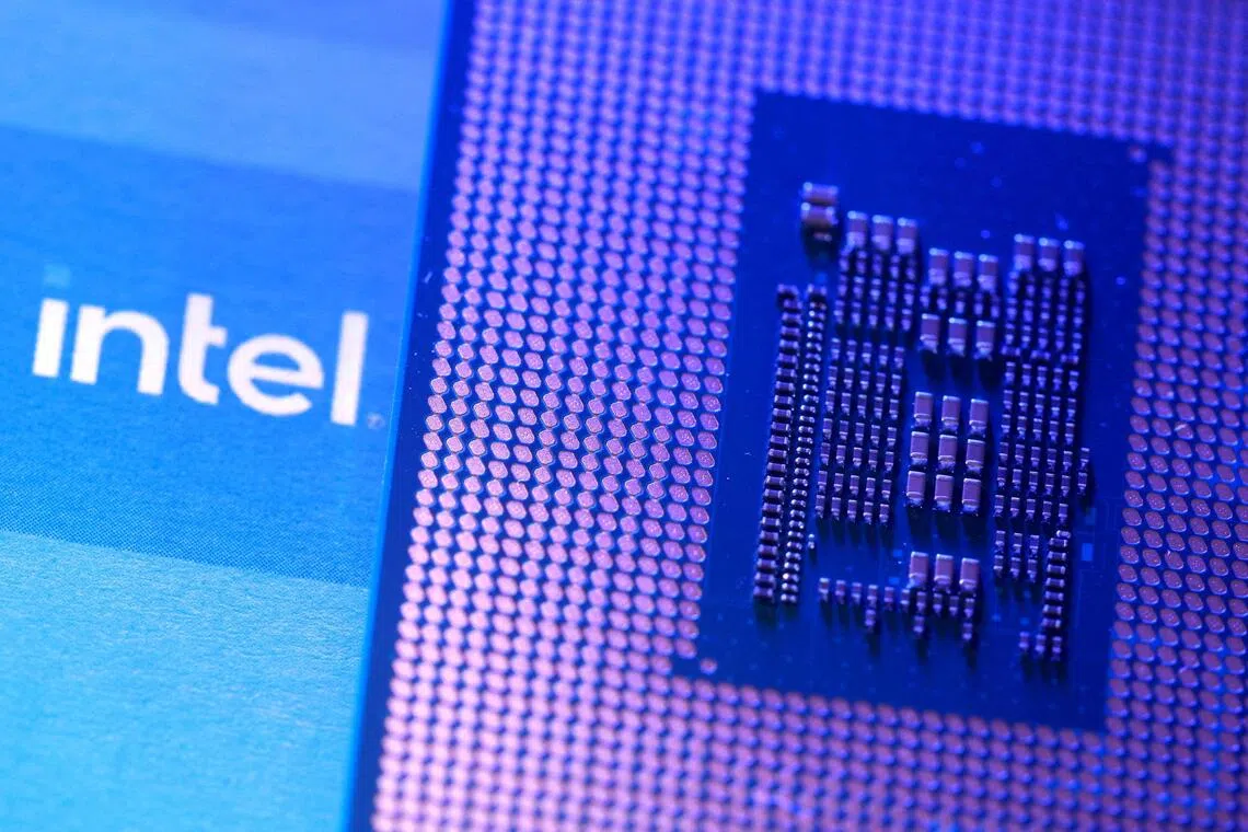 SK Hynix explores US memory chip manufacturing deal with Intel