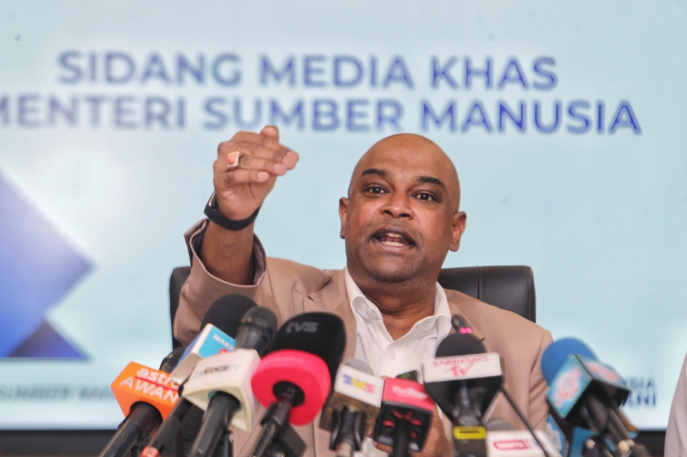 Malaysia and Nepal forge new labour safeguards for migrant workers