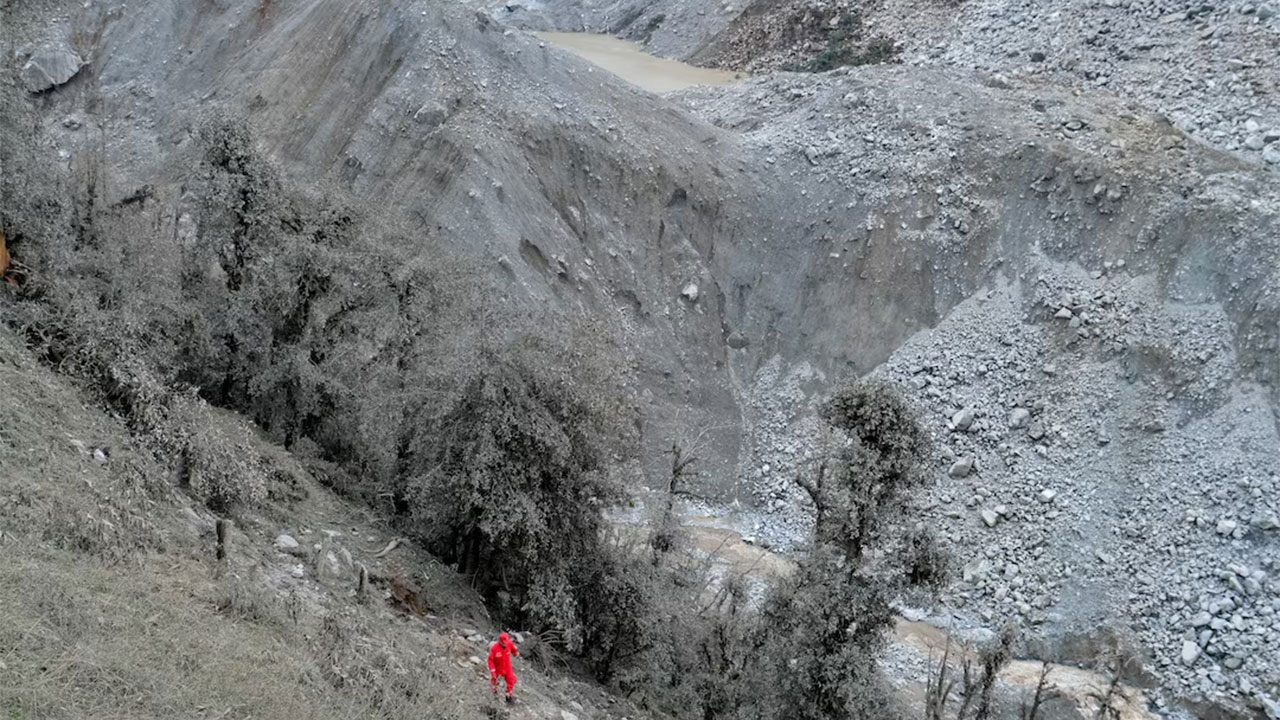 Flood threat eases at China-Nepal border disaster zone