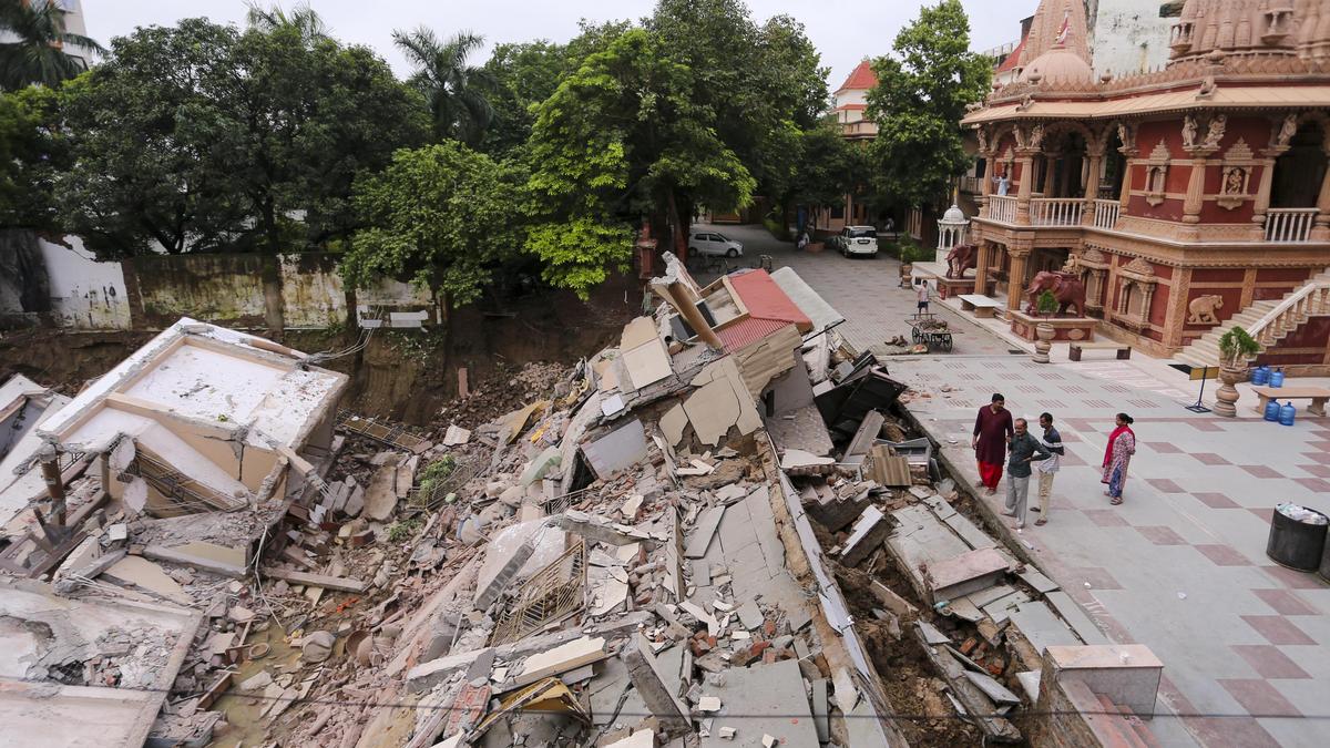 Three-storey building collapses at Prayagraj Swaminarayan temple