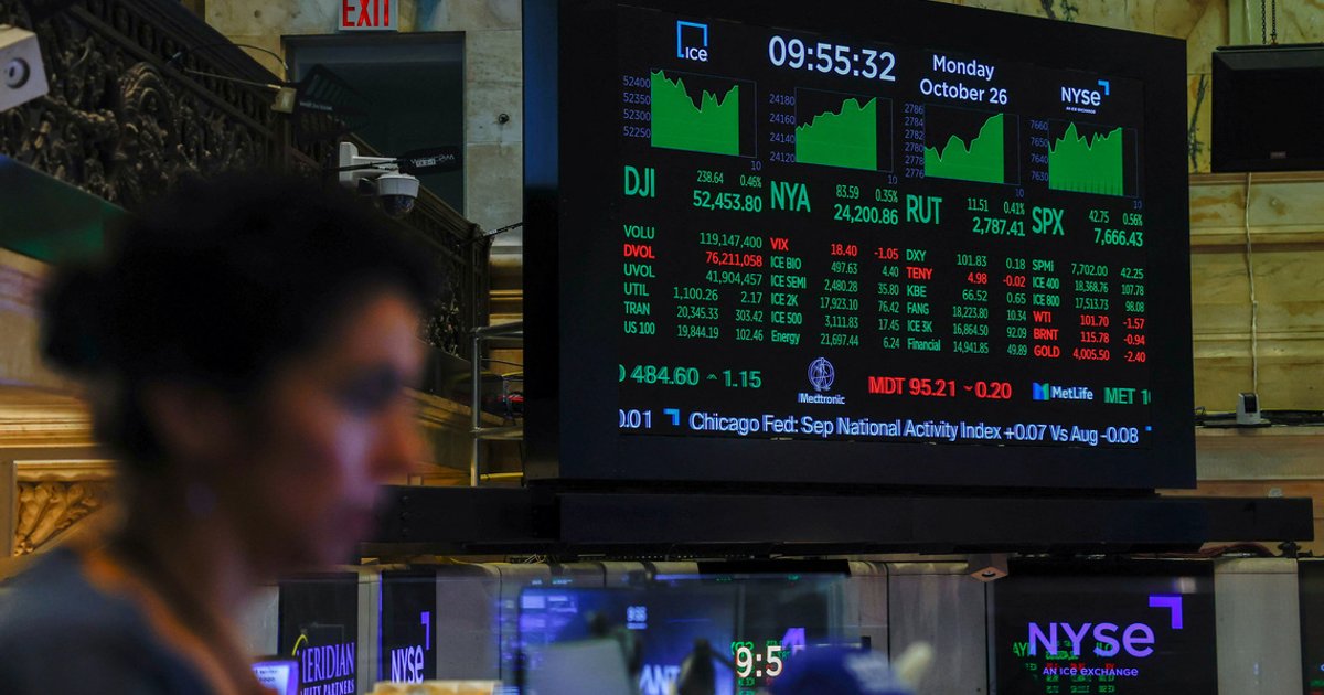 AI stocks surge as Anthropic prepares Wall Street listing