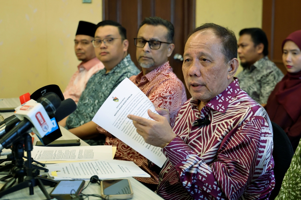 G25 desak Ismail Lasim letak jawatan atas pertukaran pendirian