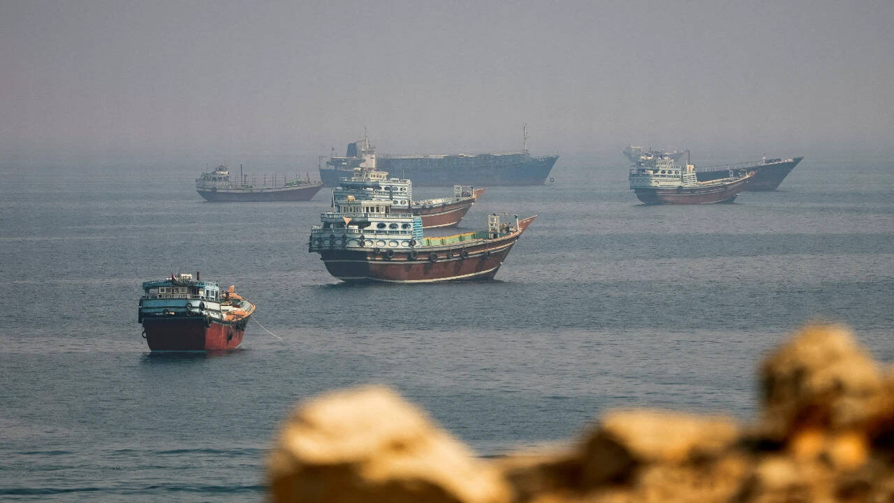 Iran offers to reopen Strait of Hormuz if US lifts economic blockade