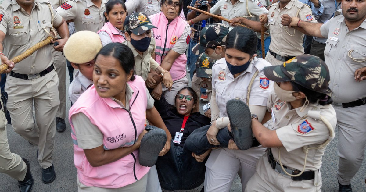 UN Rights Experts Call on India to Rein in Force Against Protesters