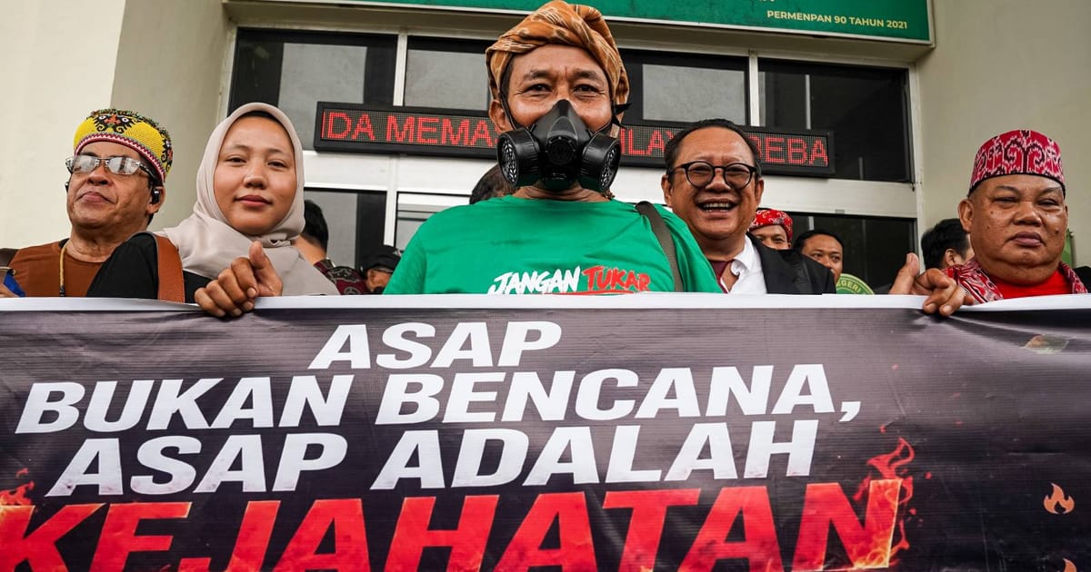 Penduduk Kalimantan Barat Saman Kerajaan atas Pencemaran Udara